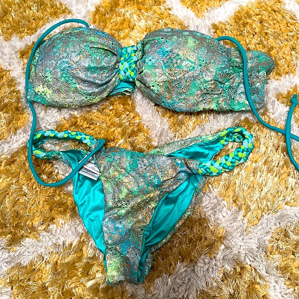 Beach bunny magnolia Bikini